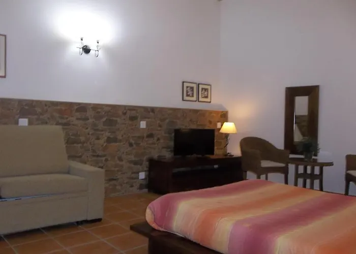 Semesterbostad Casa Rural El Temple Las Cuevas de Cañart